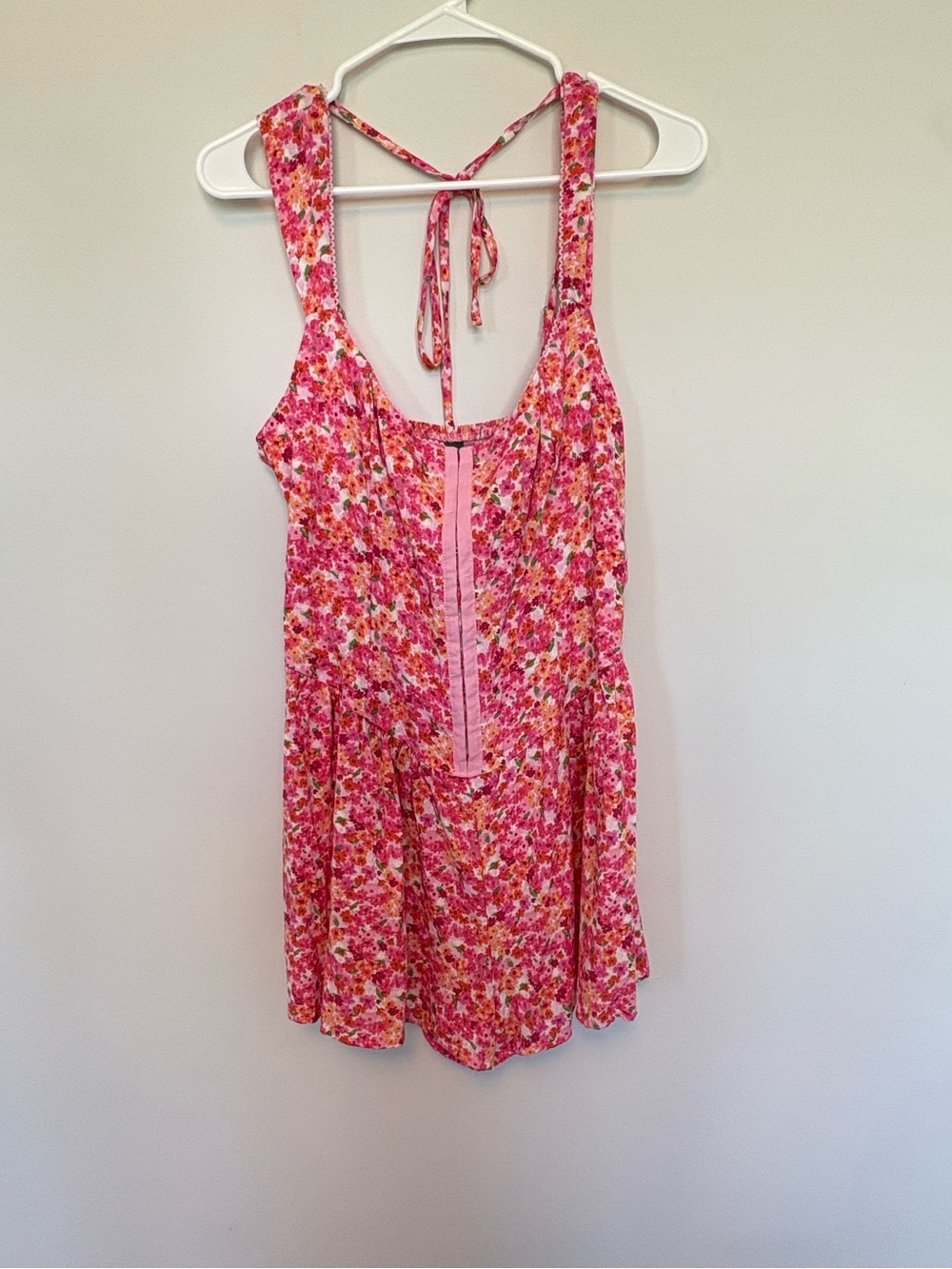Wild Fable Floral Halter Romper M Pink Orange Smocked Back Lace Trim Playsuit